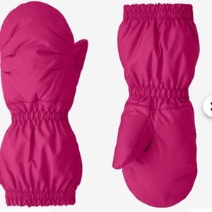 Patagonia mythic pink Puff Mitts size 2T-5T